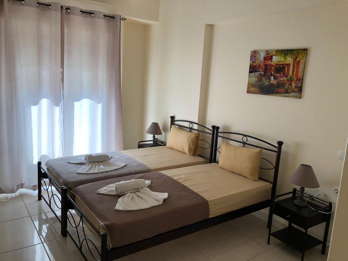 Nikolakakis Rooms Lavrio Exterior foto